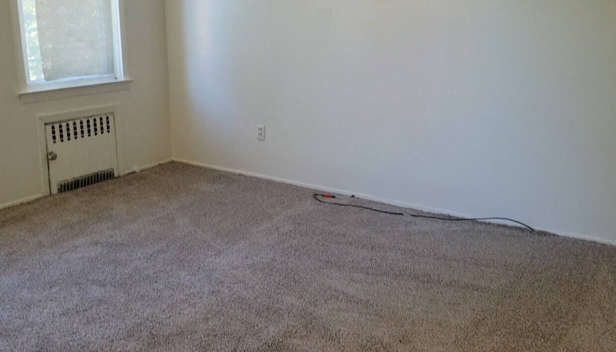 87 123rd St, Queens, NY 11418 House Rental in Queens, NY