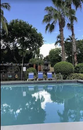 Foto del edificio - 10784 N Kendall Dr