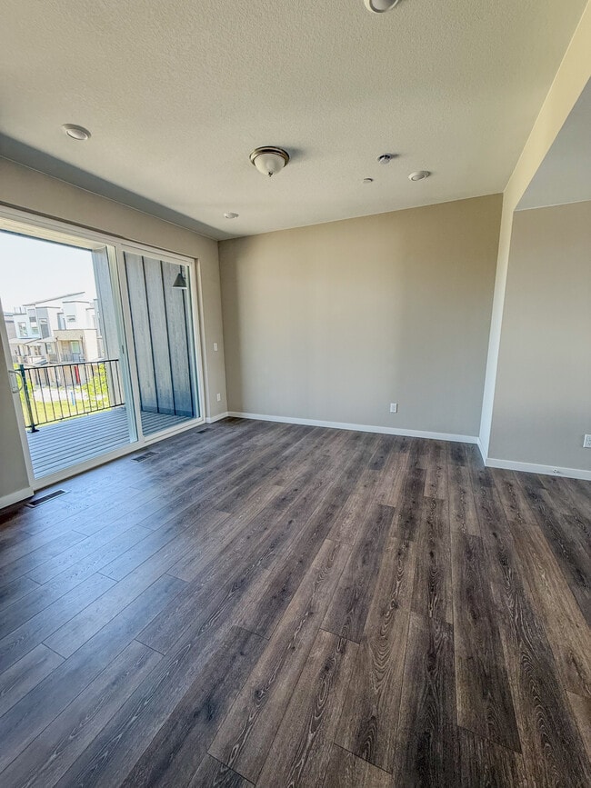 Living Room - 1736 Peak Loop