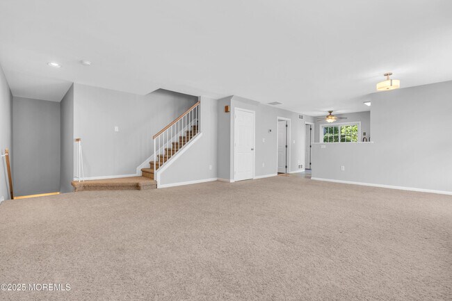 Foto del edificio - 2211 Timber Ridge Ct