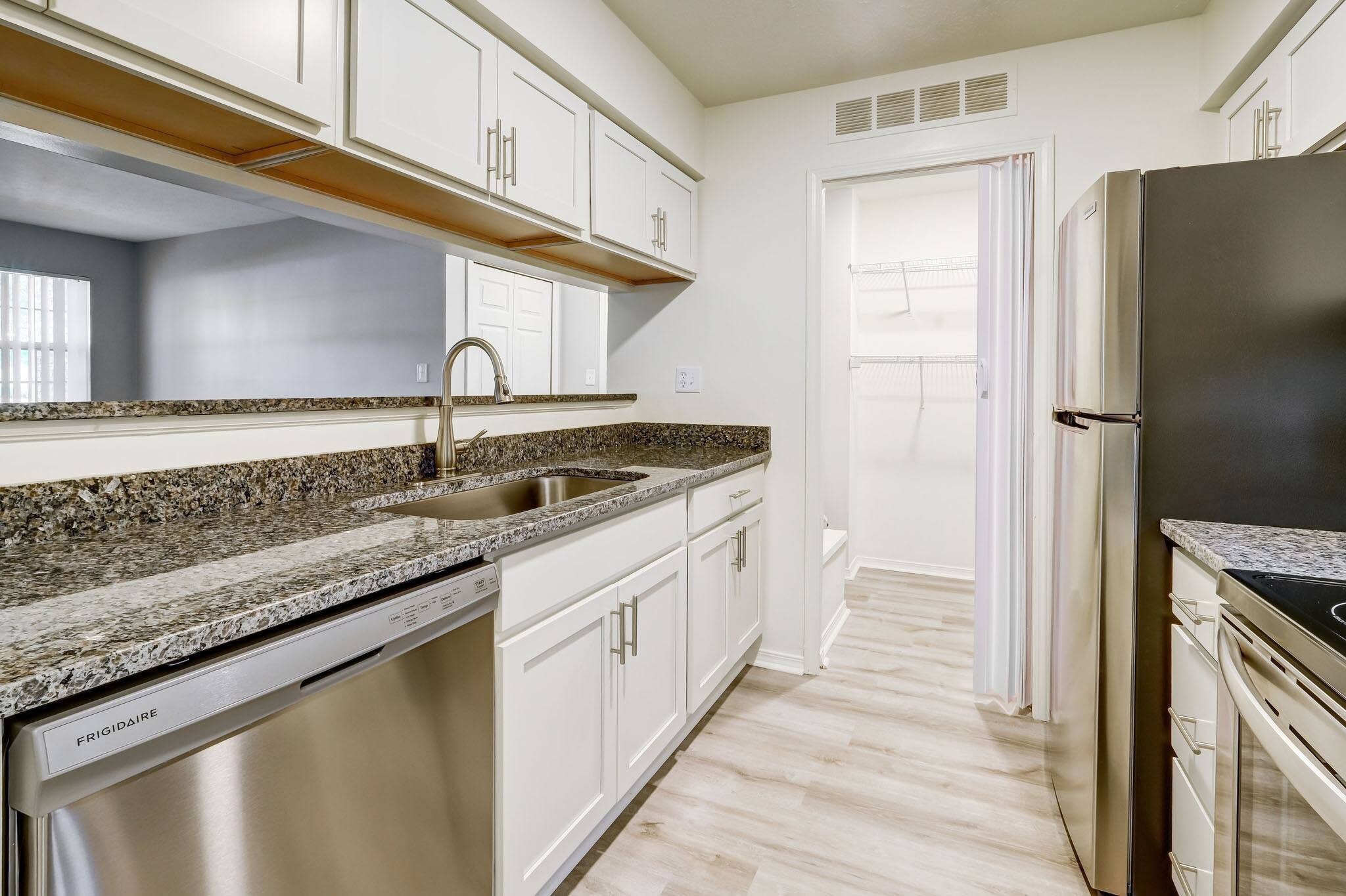 Woodbury Commons – photo 3