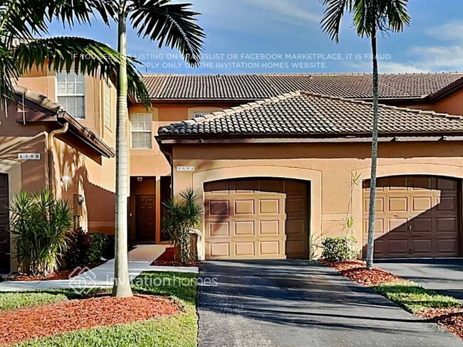 Building Photo - 1392 Coronado Rd