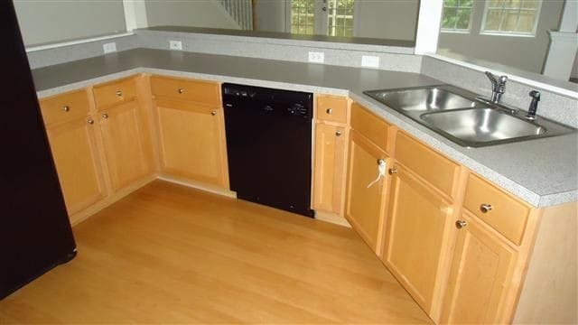 Building Photo - 8352 Innsbrook Dr