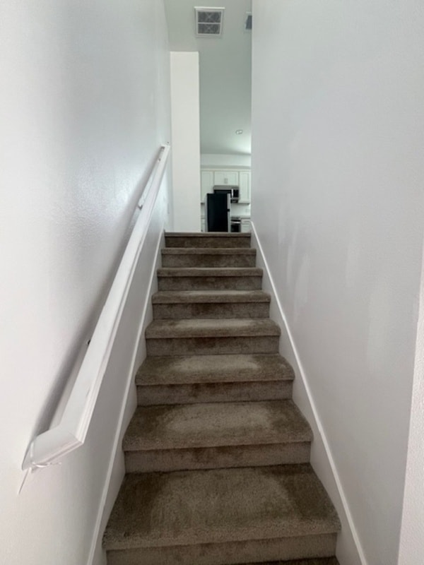 Building Photo - 2704 Bella Cir