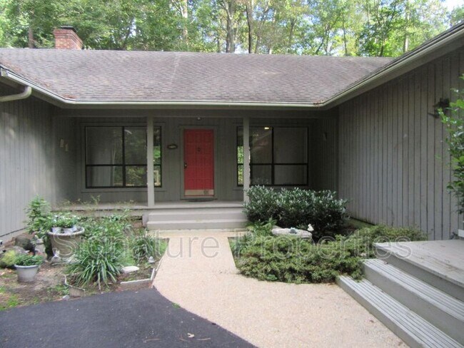 Building Photo - 13603 Winterberry Ridge