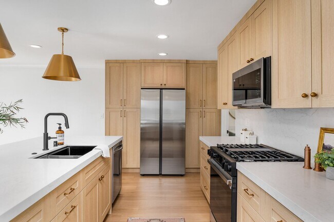 Foto del edificio - Full Renovated Home with Ocean Views