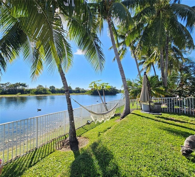 Foto del edificio - 17468 SW 36th St