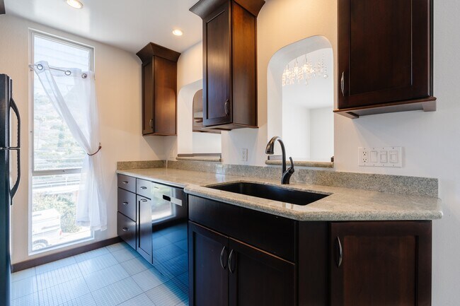 Foto del edificio - 6455 La Jolla BoulevardUnit 245 Ln