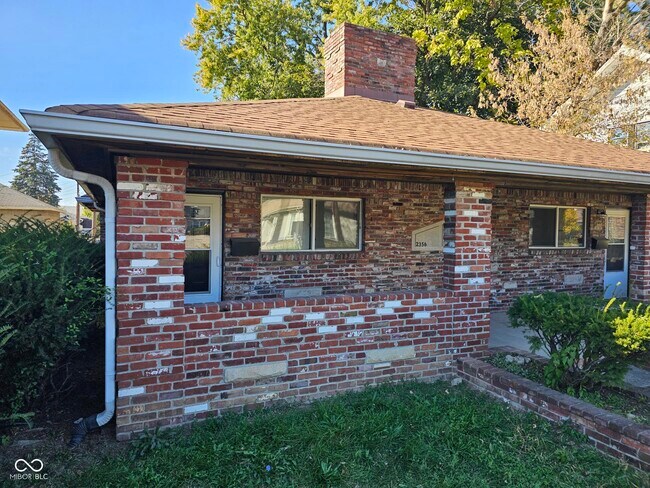 Building Photo - 2356 Shelby St