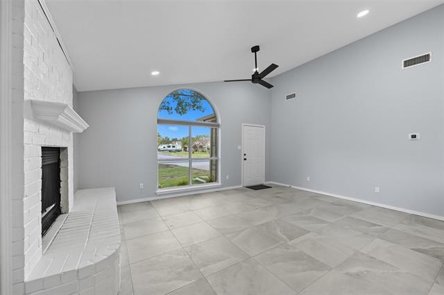 Building Photo - 2507 Silver Meadow Ln