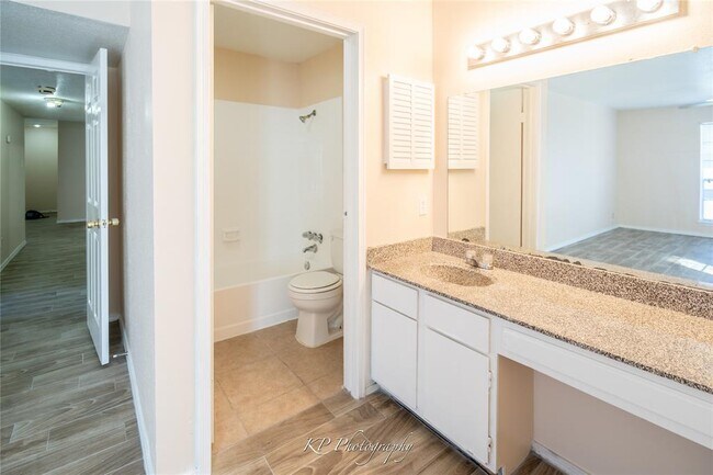 Foto del edificio - 12500 Sandpiper Dr