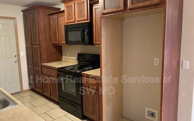 Foto del edificio - 3165 W Wakefield St