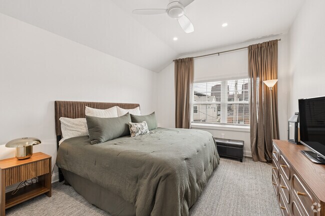 3 habitaciones, 3.5 baños - 1,966 pies cuadrados - Primera habitación - Plaza For Rent