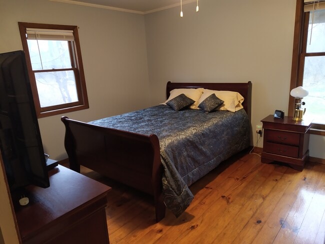 Master bedroom - 1289 Clifton Rd