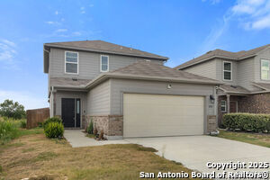 Foto del edificio - 12802 Lucas Ridge Dr