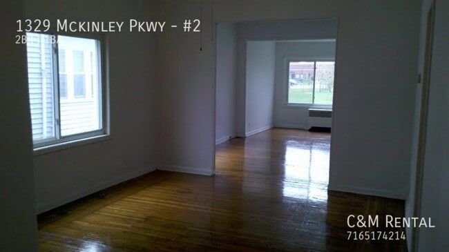 Foto del edificio - 1329 McKinley Pkwy