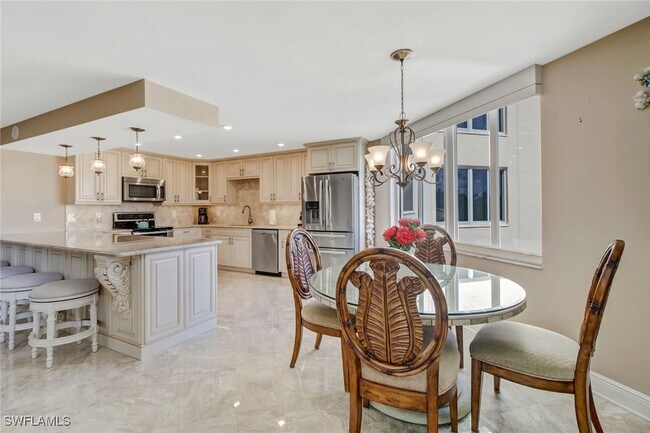 Foto del edificio - 4041 Gulf Shore Blvd N