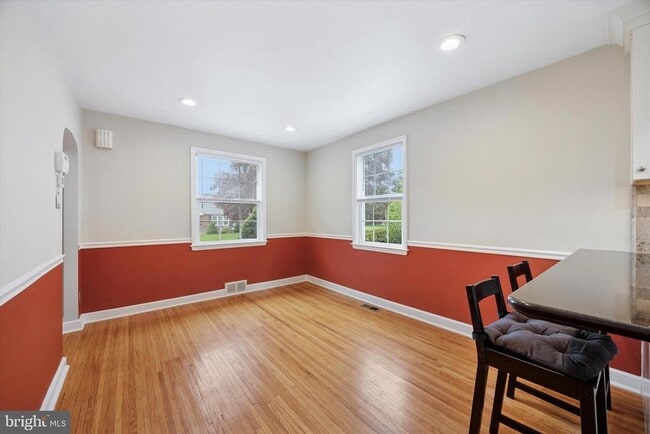 Foto del edificio - 116 Walnut Hill Ln