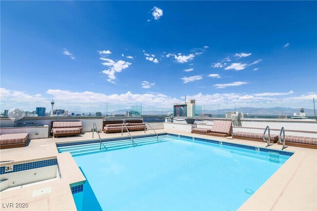 Building Photo - 150 S Las Vegas Blvd