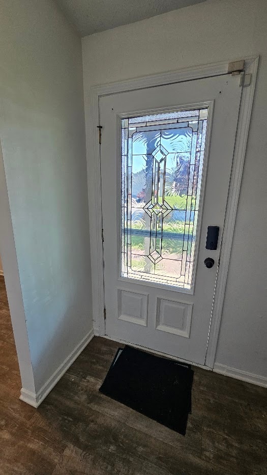 Entry - 626 Woods Crossing Dr