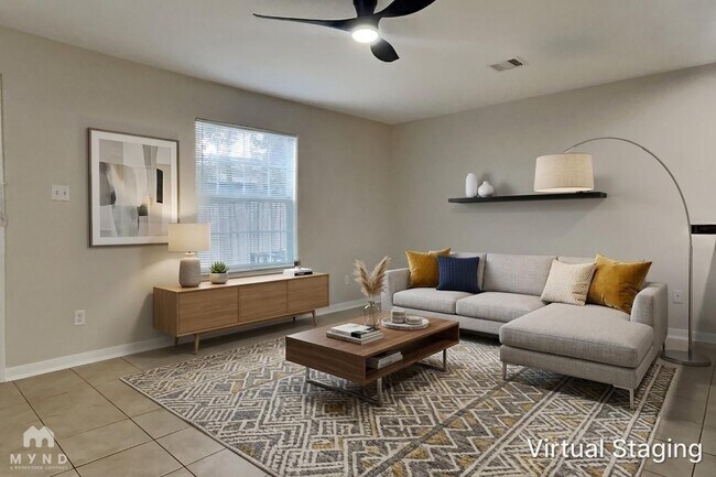 Foto del edificio - 6128 Sidney St