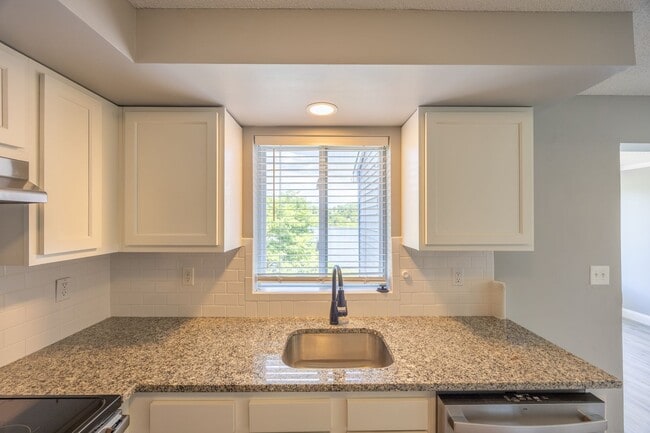 Building Photo - Waterfront Condo Overlooking Hamlin Pond –...