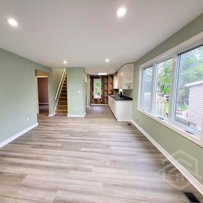 Photo du bâtiment - 3-Bedroom House in Delhi!!