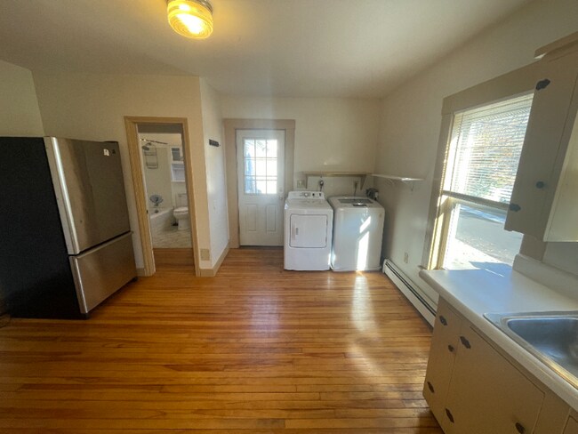 Foto del edificio - 42 Charlton St