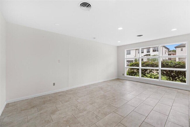 Foto del edificio - 4135 Levonshire Dr