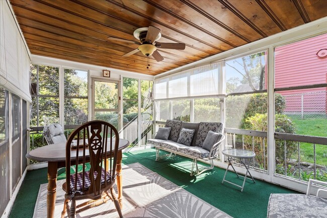 Building Photo - 1138 Windermere Dr