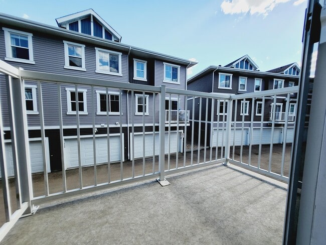 Building Photo - 1140 Chappelle Blvd SW
