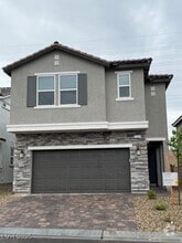 Building Photo - 7122 Parkallen Ave