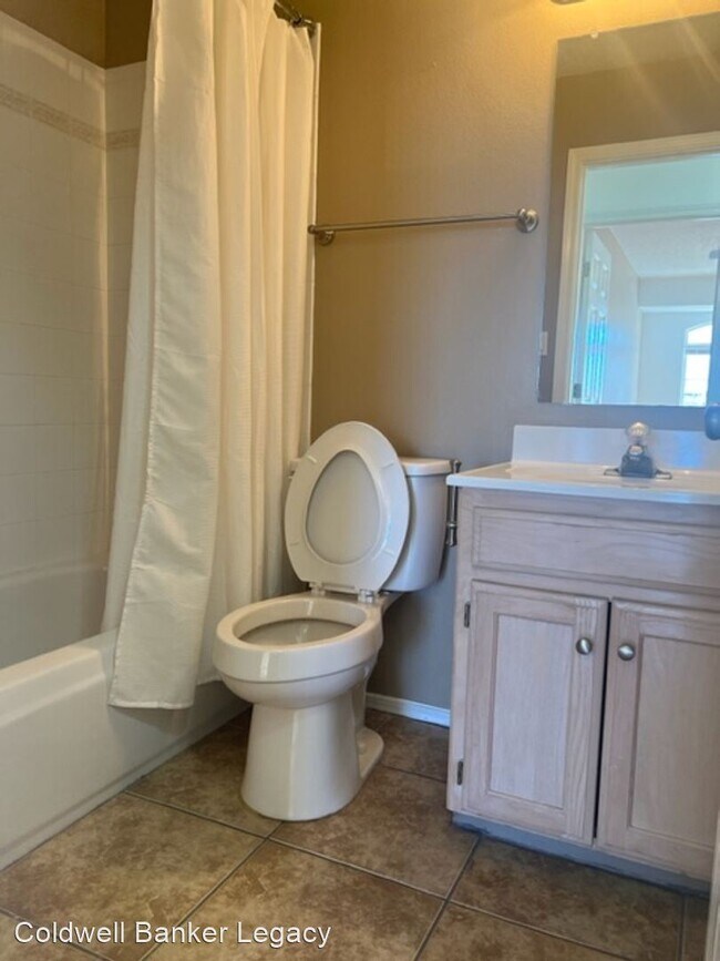Foto del edificio - 2 br, 2 bath House - 10815 Tranquillo Rd NE