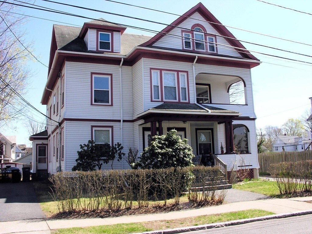 11 Nelson St Unit 3, Framingham, MA 01702 Room for Rent in Framingham