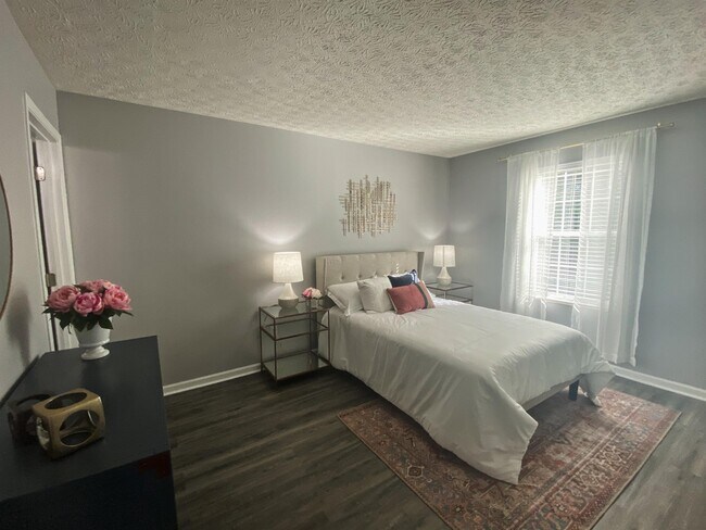 Foto del edificio - 125 Knollridge Ct