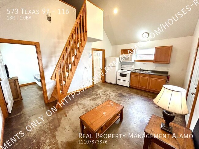 Building Photo - AVAILABLE NOW! 1 Bedroom / 1 Bath Lodge w/...