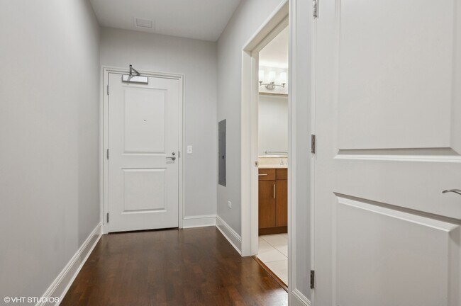 Foto del edificio - 850 N Lake Shore Dr
