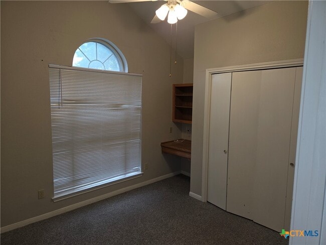 Foto del edificio - 4706 Hartrick Bluff Rd