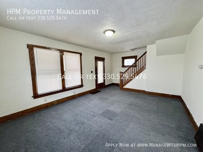 Building Photo - 1722 Harrisburg Rd NE