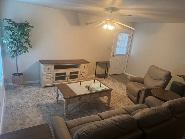 Foto del edificio - 4506 Maddox Rd