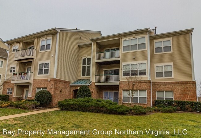 Building Photo - 2 br, 2 bath House - 6569 GRANGE LANE, #403