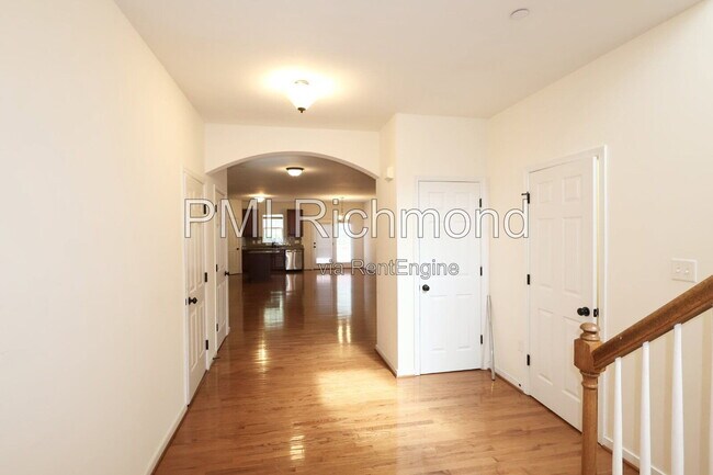 Foto del edificio - 4707 Brydes Ln