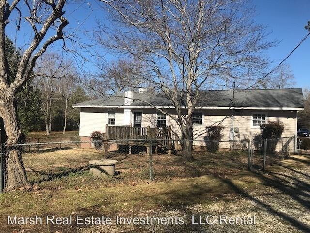 Building Photo - 2613 Columbus Pky