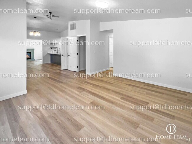 Building Photo - "Charming 3-Bedroom Retreat with Cozy Fire...