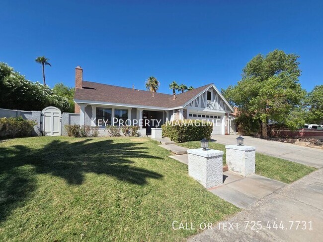 Foto del edificio - BEAUTIFUL SPACIOUS 4BED/ 3 BA HOME W/ LARG...