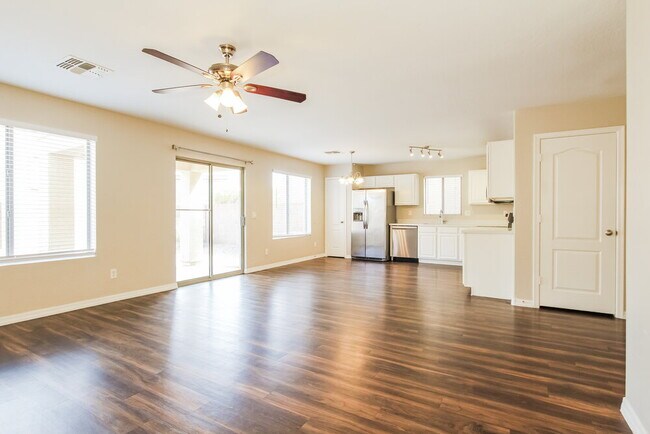 Building Photo - 12916 W Lawrence Ct