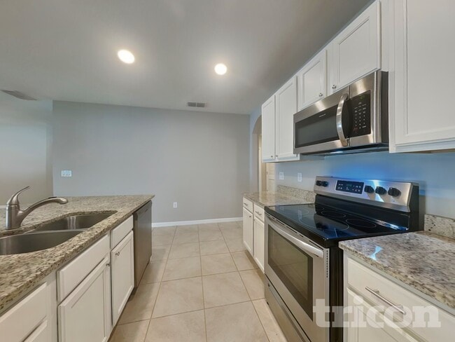 Building Photo - 3108 Bethpage Loop