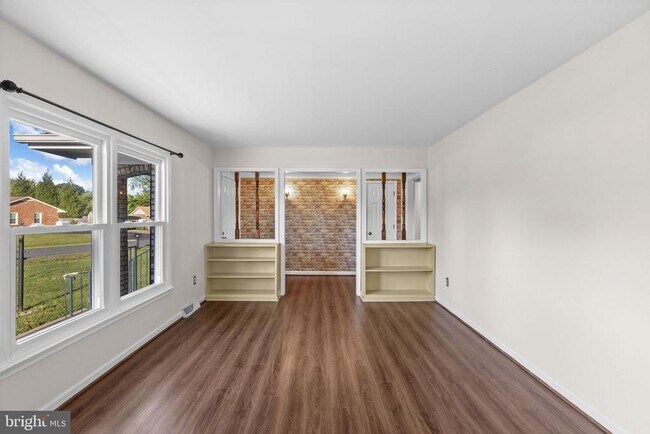 Foto del edificio - 308 Butternut Dr