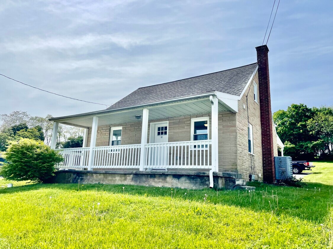 62 E Forrest Ave, Shrewsbury, PA 17361 House Rental in Shrewsbury, PA