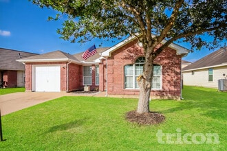 Building Photo - 12705 Rio Nueces Ln